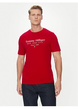 Tommy Hilfiger T-Shirt Center Stack MW0MW38621 Czerwony Regular Fit ze sklepu MODIVO w kategorii T-shirty męskie - zdjęcie 182748716