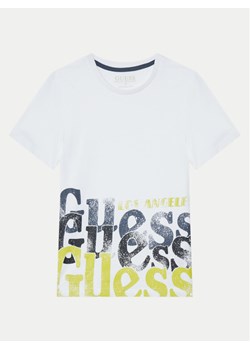 Guess T-Shirt L5RI12 K8HM4 Biały Regular Fit - id: 0000304576041 - marki Guess - 182750866 Guess T-Shirt L5RI12 K8HM4 Biały Regular Fit ze sklepu MODIVO w kategorii T-shirty chłopięce - zdjęcie 182750866