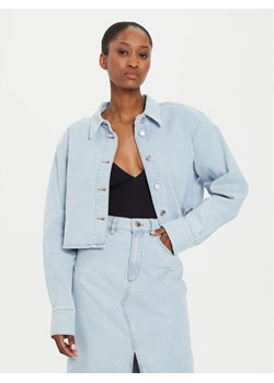 Gestuz Koszula jeansowa Denia 10909238 Niebieski Regular Fit ze sklepu MODIVO w kategorii Koszule damskie - zdjęcie 182750899