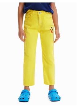 Desigual Jeansy 23SGDD03 Żółty Regular Fit ze sklepu MODIVO w kategorii Spodnie chłopięce - zdjęcie 182751425