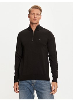 Calvin Klein Sweter K10K113748 Czarny Slim Fit ze sklepu MODIVO w kategorii Swetry męskie - zdjęcie 182751675