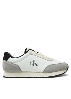 Calvin Klein Jeans Sneakersy Retro Runner Iconic Snk YM0YM01119 Biały ze sklepu MODIVO w kategorii Buty sportowe męskie - zdjęcie 182752107