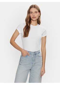 Calvin Klein T-Shirt K20K208049 Biały Slim Fit ze sklepu MODIVO w kategorii Bluzki damskie - zdjęcie 182752315
