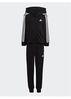 adidas Dres Essentials 3-Stripes Shiny Tracksuit HR5906 Czarny Slim Fit ze sklepu MODIVO w kategorii Dresy chłopięce - zdjęcie 182752669