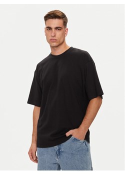 Vans T-Shirt Original VN000G51 Czarny Regular Fit ze sklepu MODIVO w kategorii T-shirty męskie - zdjęcie 182753269
