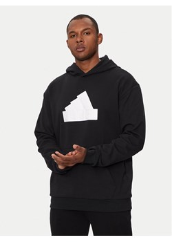 adidas Bluza Future Icons Badge of Sport IR9181 Czarny Regular Fit ze sklepu MODIVO w kategorii Bluzy męskie - zdjęcie 182753818