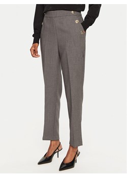 Lola Casademunt by Maite Spodnie materiałowe MF2414022 011 Szary Regular Fit ze sklepu MODIVO w kategorii Spodnie damskie - zdjęcie 182753877