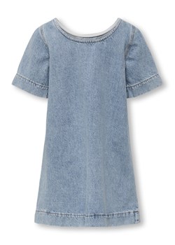 Kids ONLY Sukienka jeansowa Gigi 15345148 Niebieski Loose Fit ze sklepu MODIVO w kategorii Sukienki dziewczęce - zdjęcie 182755047