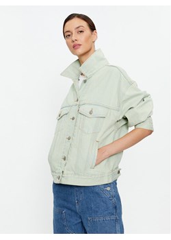 Levi's® Kurtka jeansowa 90's A1743-0025 Zielony Relaxed Fit ze sklepu MODIVO w kategorii Kurtki damskie - zdjęcie 182756379