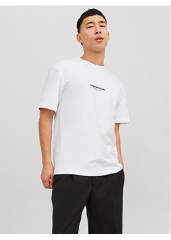 Jack&Jones T-Shirt Vesterbro 12240121 Biały Relaxed Fit ze sklepu MODIVO w kategorii T-shirty męskie - zdjęcie 182756495
