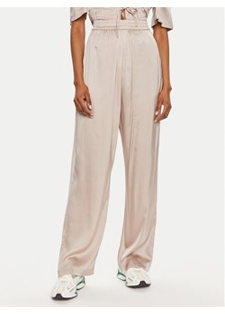 Munthe Spodnie materiałowe Ohara 242141224230 Beżowy Loose Fit ze sklepu MODIVO w kategorii Spodnie damskie - zdjęcie 182757387