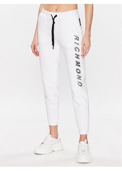 John Richmond Spodnie dresowe UWP23044PA Biały Classic Fit ze sklepu MODIVO w kategorii Spodnie damskie - zdjęcie 182757689