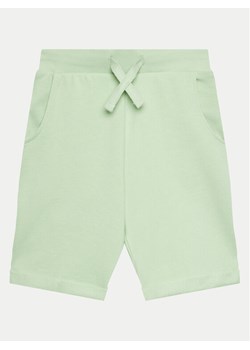 Guess Szorty sportowe L93Q25 KAUG0 Zielony Regular Fit ze sklepu MODIVO w kategorii Spodenki chłopięce - zdjęcie 182757738