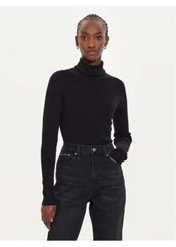 Calvin Klein Jeans Golf J20J224225 Czarny Regular Fit ze sklepu MODIVO w kategorii Swetry damskie - zdjęcie 182757847