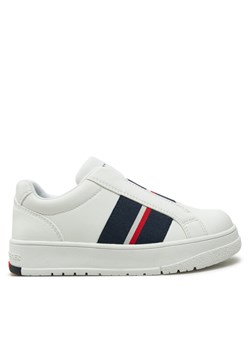 Tommy Hilfiger Sneakersy Low Cut Sneaker T3X9-33858-1355 M Biały ze sklepu MODIVO w kategorii Buty sportowe dziecięce - zdjęcie 182758057