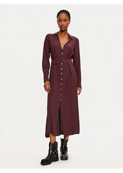 TWINSET Sukienka koszulowa 242TT2320 Bordowy Loose Fit ze sklepu MODIVO w kategorii Sukienki - zdjęcie 182758737