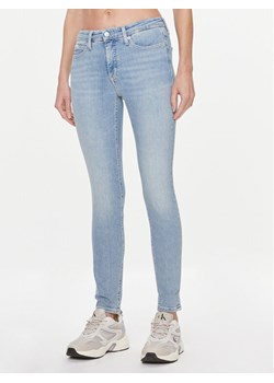 Calvin Klein Jeans Jeansy J20J222444 Niebieski Skinny Fit ze sklepu MODIVO w kategorii Jeansy damskie - zdjęcie 182758767