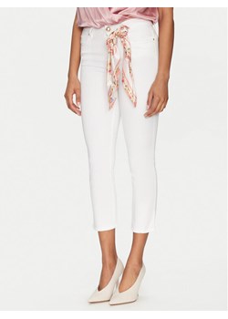 Guess Jeansy W5GA91 W93CM Biały Skinny Fit ze sklepu MODIVO w kategorii Jeansy damskie - zdjęcie 182758908