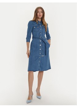 Morgan Sukienka jeansowa 242-RCHICA Niebieski Regular Fit ze sklepu MODIVO w kategorii Sukienki - zdjęcie 182759759