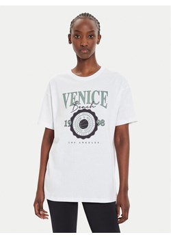 Brave Soul T-Shirt LTS-568ARIA Écru Oversize ze sklepu MODIVO w kategorii Bluzki damskie - zdjęcie 182760229