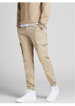 Jack&Jones Joggery Paul 12193754 Beżowy Slim Fit ze sklepu MODIVO w kategorii Spodnie męskie - zdjęcie 182760637