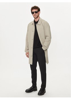 Calvin Klein Trencz Modern Car K10K113007 Beżowy Regular Fit ze sklepu MODIVO w kategorii Płaszcze męskie - zdjęcie 182761017