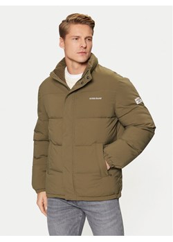 Guess Kurtka zimowa M4BL20 WGII2 Khaki Regular Fit ze sklepu MODIVO w kategorii Kurtki męskie - zdjęcie 182762176