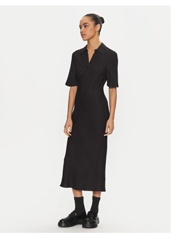 Calvin Klein Sukienka codzienna K20K207867 Czarny Regular Fit ze sklepu MODIVO w kategorii Sukienki - zdjęcie 182763096