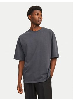 Jack&Jones T-Shirt Charge 12268270 Szary Oversize ze sklepu MODIVO w kategorii T-shirty męskie - zdjęcie 182763377