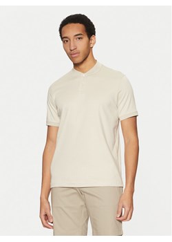 Calvin Klein Polo K10K111201 Beżowy Regular Fit ze sklepu MODIVO w kategorii T-shirty męskie - zdjęcie 182764157