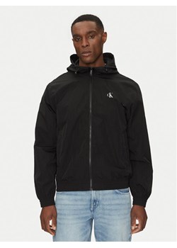 Calvin Klein Jeans Wiatrówka J30J327254 Czarny Regular Fit ze sklepu MODIVO w kategorii Kurtki męskie - zdjęcie 182764789