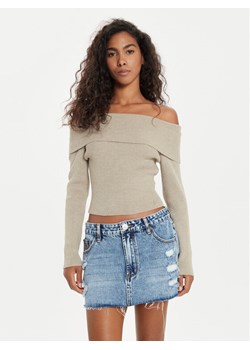 Guess Sweter Nina W4BR73 Z3K92 Beżowy Slim Fit ze sklepu MODIVO w kategorii Swetry damskie - zdjęcie 182765638