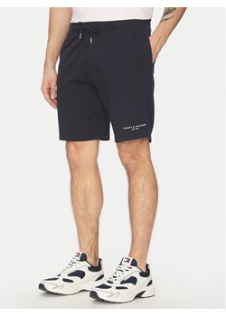 Tommy Hilfiger Szorty sportowe Small Logo MW0MW38698 Granatowy Regular Fit ze sklepu MODIVO w kategorii Spodenki męskie - zdjęcie 182765929