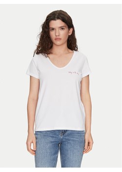 Pieces T-Shirt Silly 17156926 Biały Regular Fit ze sklepu MODIVO w kategorii Bluzki damskie - zdjęcie 182766016