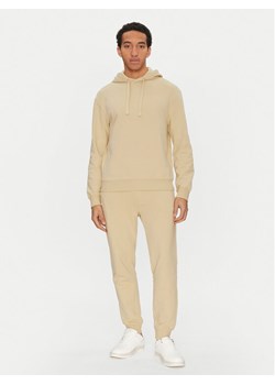 HUGO Dres Dapodayote 50492581 Beżowy Relaxed Fit ze sklepu MODIVO w kategorii Dresy męskie - zdjęcie 182766346