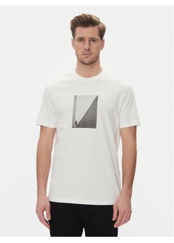 Armani Exchange T-Shirt XM000753 AF10361 U0009 Biały Regular Fit ze sklepu MODIVO w kategorii T-shirty męskie - zdjęcie 182766435