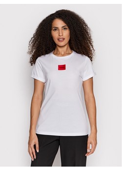 Hugo T-Shirt Logo Label 50456008 Biały Regular Fit ze sklepu MODIVO w kategorii Bluzki damskie - zdjęcie 182766999