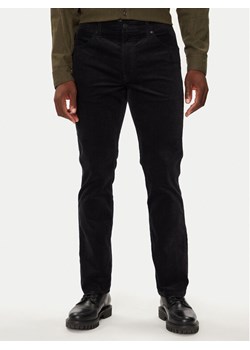 Wrangler Jeansy Greensboro 112357406 Czarny Straight Fit ze sklepu MODIVO w kategorii Jeansy męskie - zdjęcie 182767148