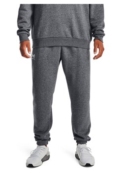Under Armour Spodnie dresowe UA Essential Fleece Jogger 1373882 Szary Regular Fit ze sklepu MODIVO w kategorii Spodnie męskie - zdjęcie 182767409
