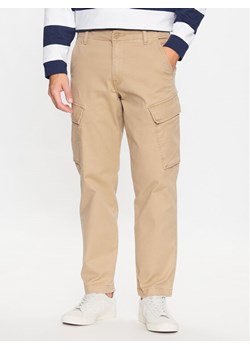 Levi's® Spodnie materiałowe 39441-0000 Beżowy Taper Fit ze sklepu MODIVO w kategorii Spodnie męskie - zdjęcie 182767548
