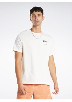Reebok T-Shirt Reebok Basketball Court Top T-Shirt HN5804 Biały Relaxed Fit ze sklepu MODIVO w kategorii T-shirty męskie - zdjęcie 182767675