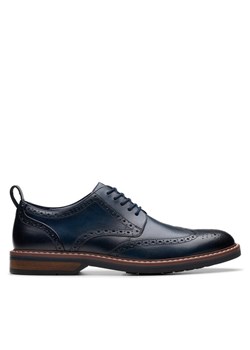 Półbuty Clarks Aldwin Limit 26178471 Granatowy ze sklepu eobuwie.pl w kategorii Buty eleganckie męskie - zdjęcie 183549797