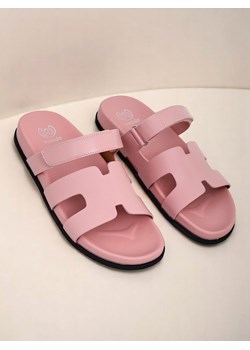 Royalfashion Damskie klapki na płaskiej podeszwie Arian ze sklepu royalfashion.pl w kategorii Klapki damskie - zdjęcie 183563346