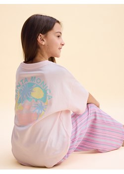 Reserved - T-shirt z nadrukiem na plecach - pastelowy róż ze sklepu Reserved w kategorii Bluzki dziewczęce - zdjęcie 183563587