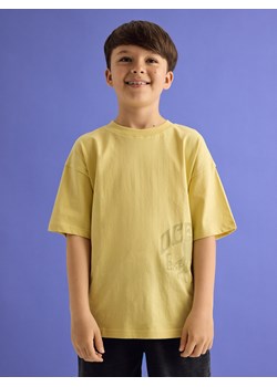 Reserved - Bawełniany t-shirt z nadrukiem - kremowy ze sklepu Reserved w kategorii T-shirty chłopięce - zdjęcie 183569027