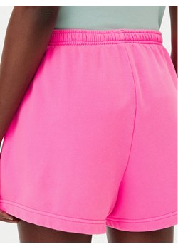 Gap Szorty sportowe 714587-03 Różowy Relaxed Fit ze sklepu MODIVO w kategorii Szorty - zdjęcie 183578385