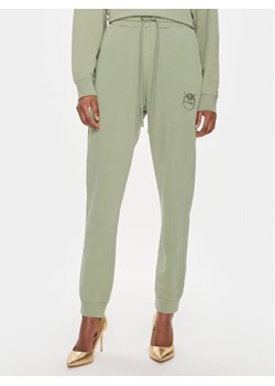 Pinko Spodnie dresowe Carico 100371 A1N7 Zielony Regular Fit ze sklepu MODIVO w kategorii Spodnie damskie - zdjęcie 183578405