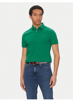 Tommy Hilfiger Polo 1985 MW0MW17770 Zielony Regular Fit ze sklepu MODIVO w kategorii T-shirty męskie - zdjęcie 183578416