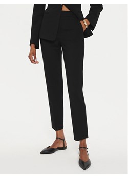 Marella Spodnie materiałowe Gemma 2423786054 Czarny Slim Fit ze sklepu MODIVO w kategorii Spodnie damskie - zdjęcie 183578719