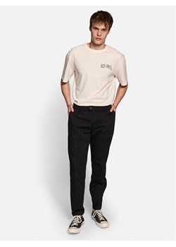 Redefined Rebel Spodnie dzianinowe Aron 226019 Czarny Regular Fit ze sklepu MODIVO w kategorii Spodnie męskie - zdjęcie 183582888